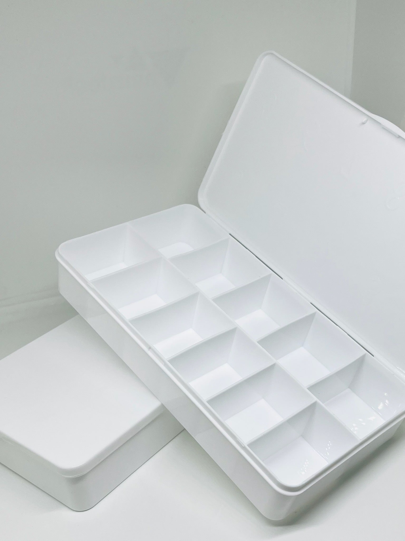 White Empty Nail Tip Storage Container
