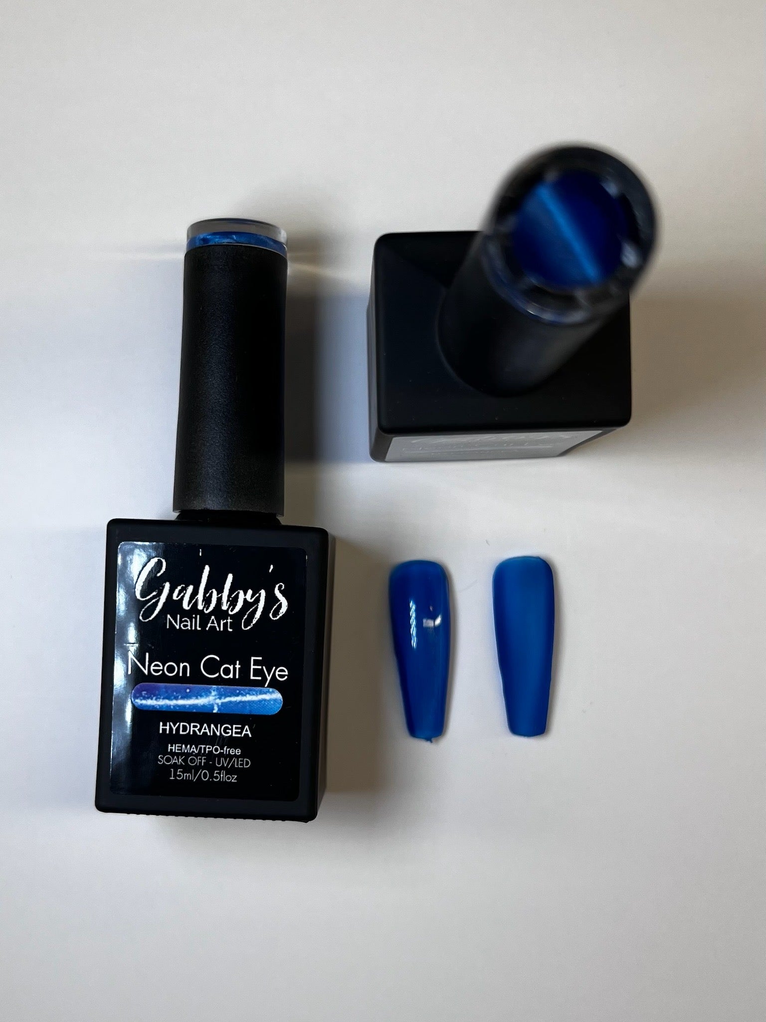 Cateye Gel Polish - Hydrangea