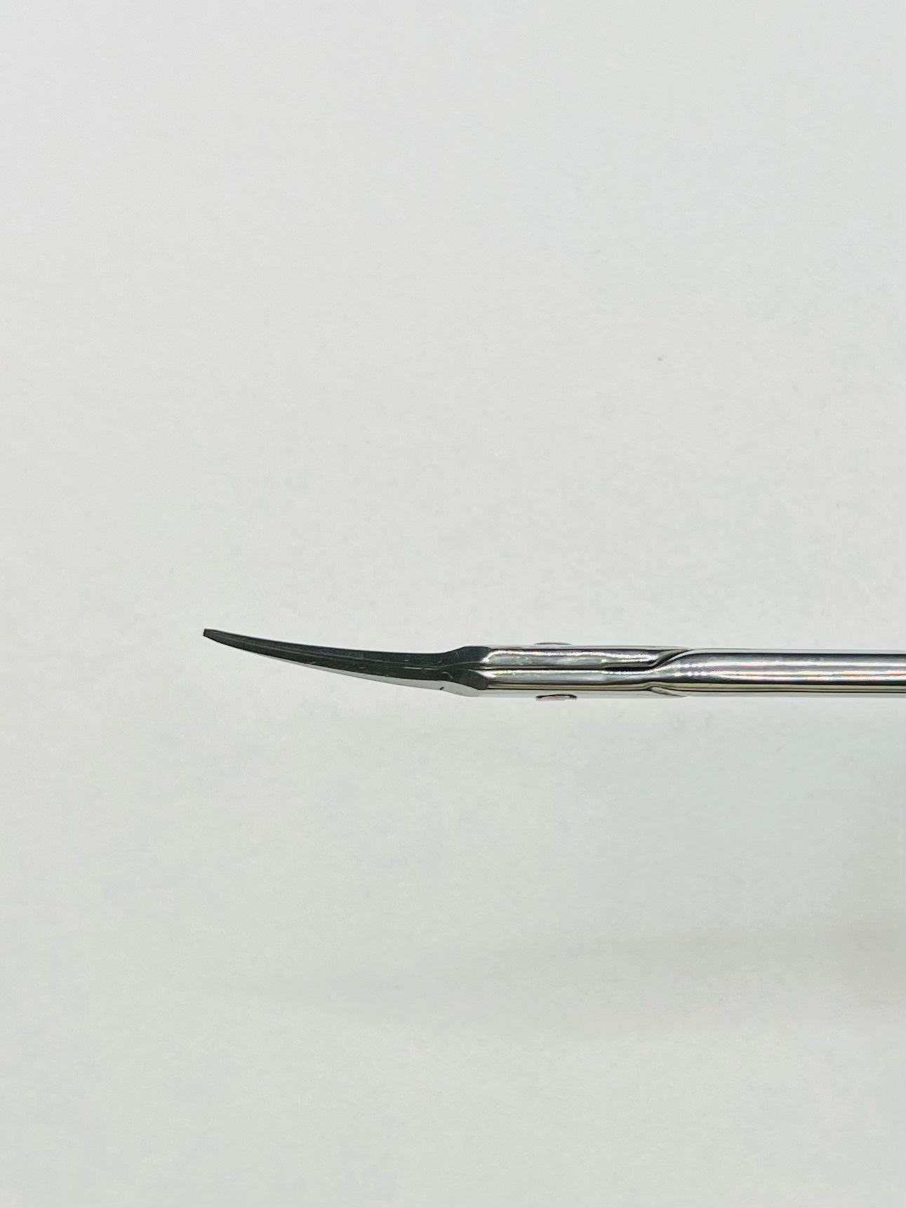 Cuticle Curved Scissors